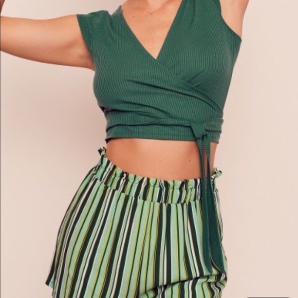 Chic Wrap Top and High Waisted Shorts Lounge Set - Picture 4 of 5